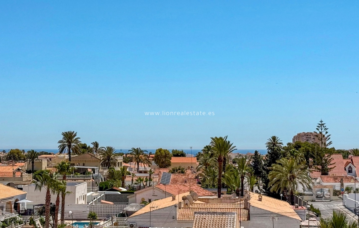 Reventa - Apartamento / piso - Torrevieja
