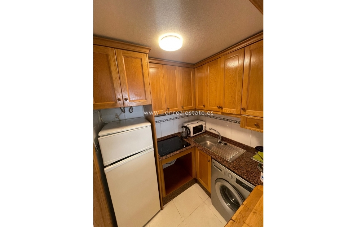 Reventa - Apartamento / piso - Torrevieja