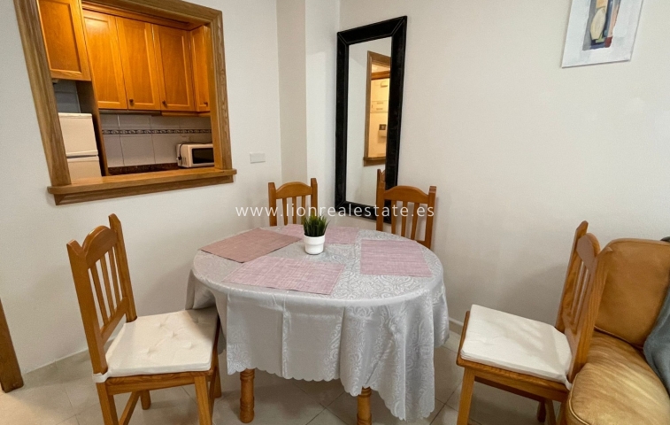 Reventa - Apartamento / piso - Torrevieja