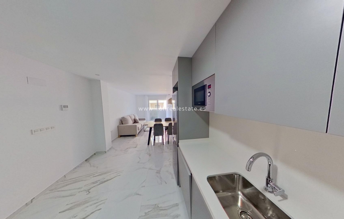 Reventa - Ático - Torrevieja - Centro