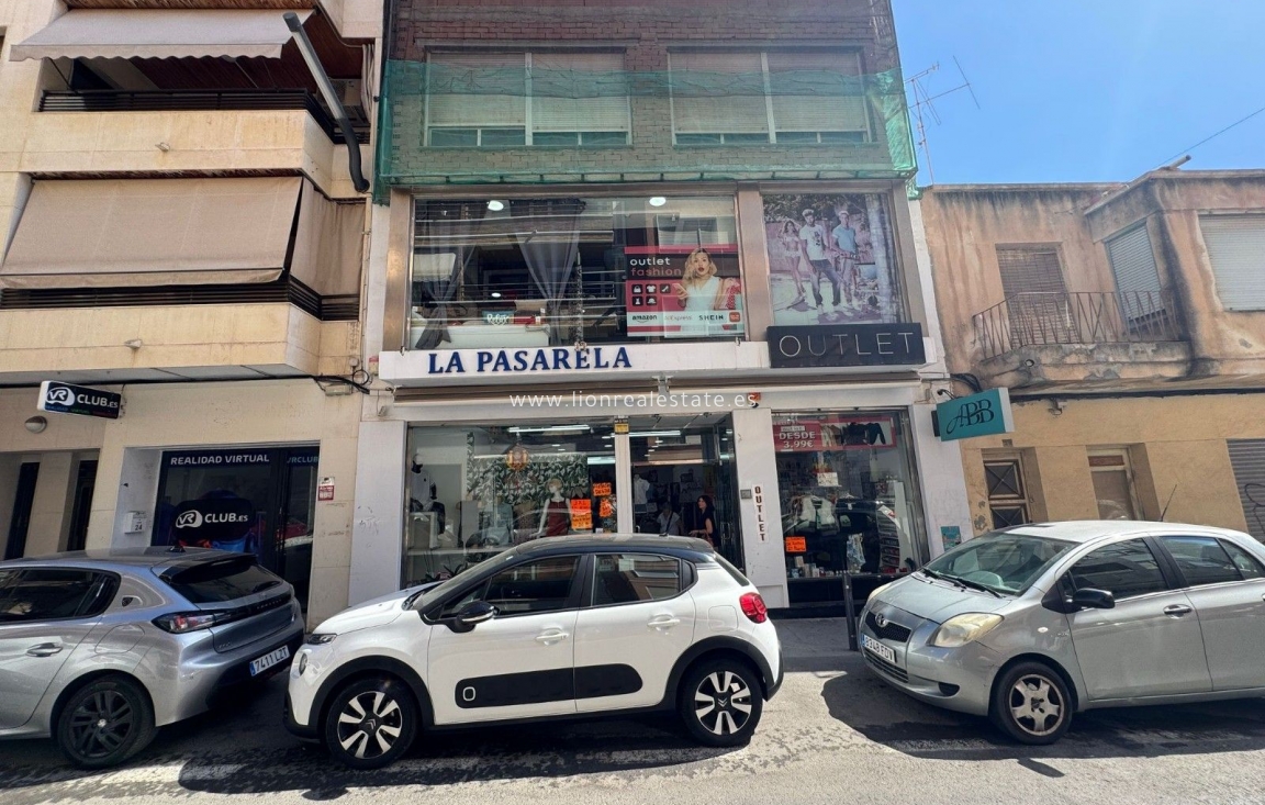 Reventa - Building - Torrevieja