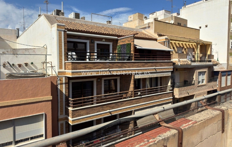 Reventa - Building - Torrevieja