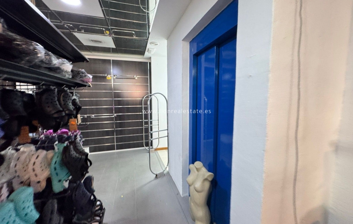 Reventa - Building - Torrevieja