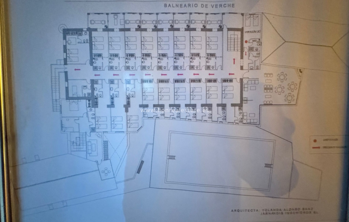 Reventa - Building - Valencia