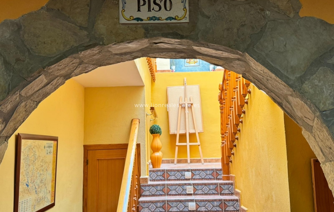 Reventa - Building - Valencia