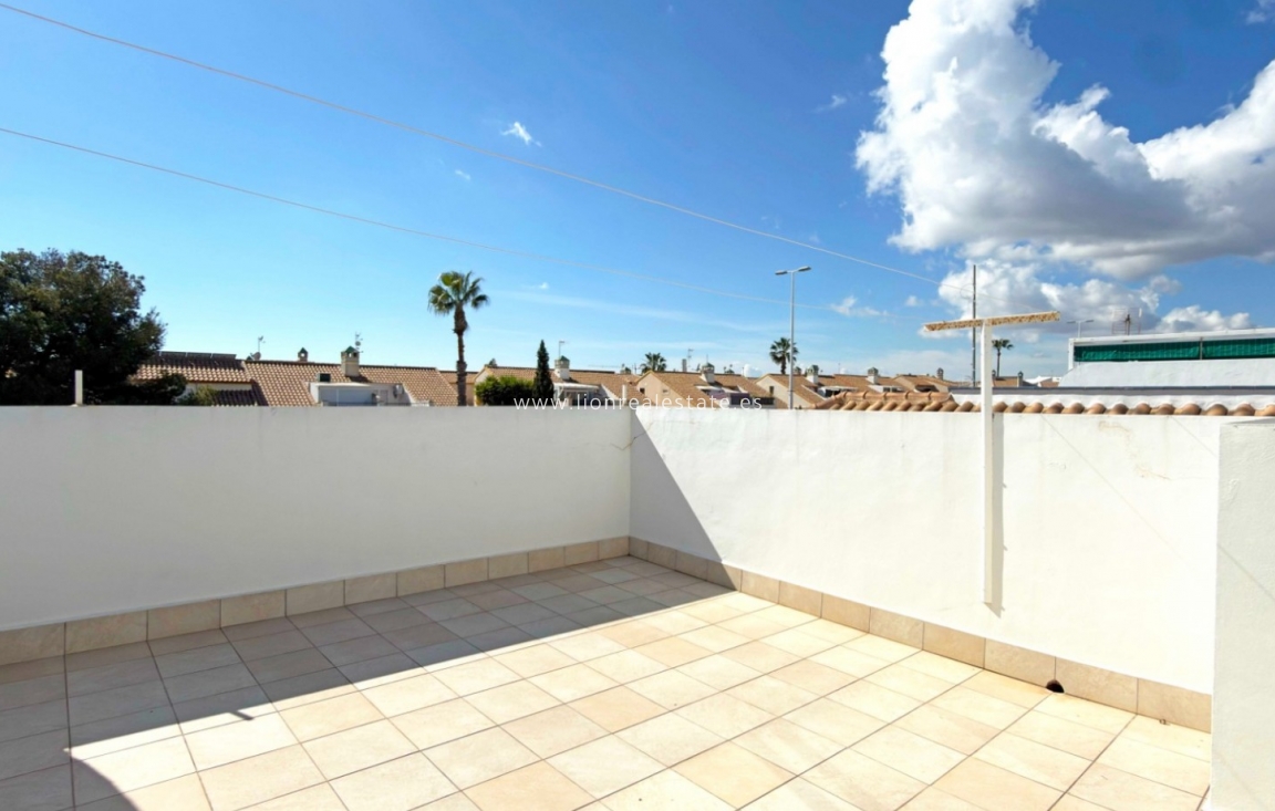 Reventa - Bungalow - Orihuela Costa - La Zenia