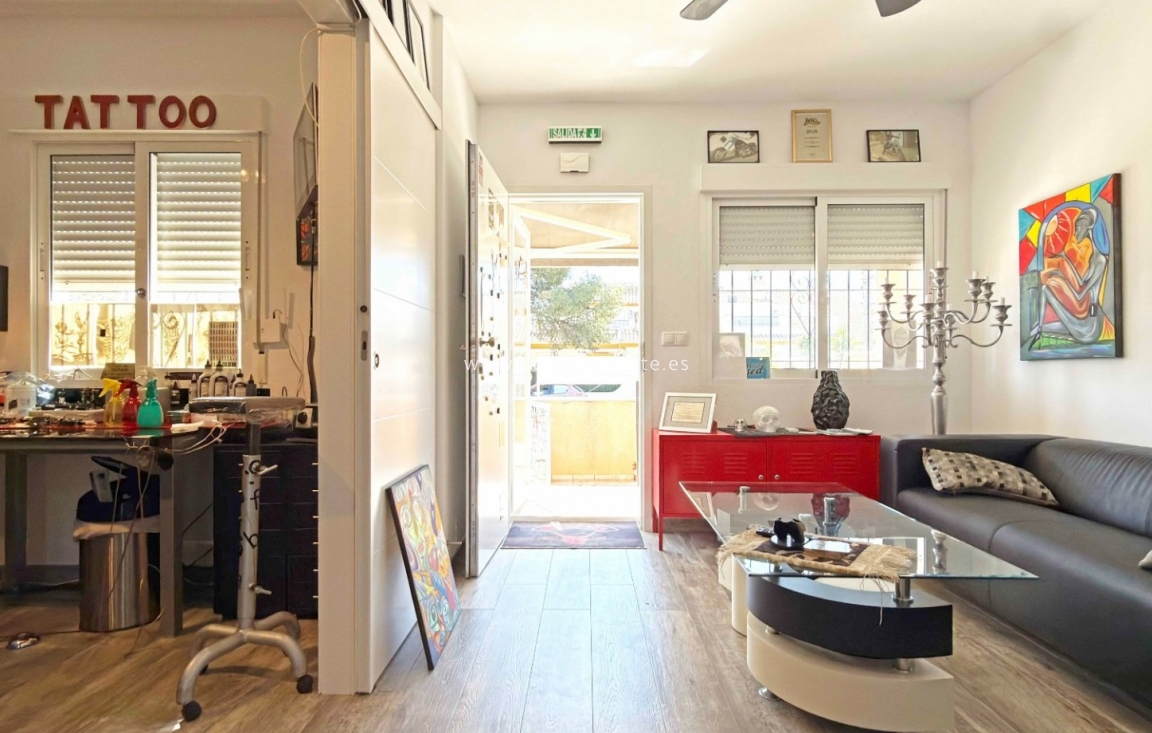 Reventa - Bungalow - Orihuela Costa - La Zenia