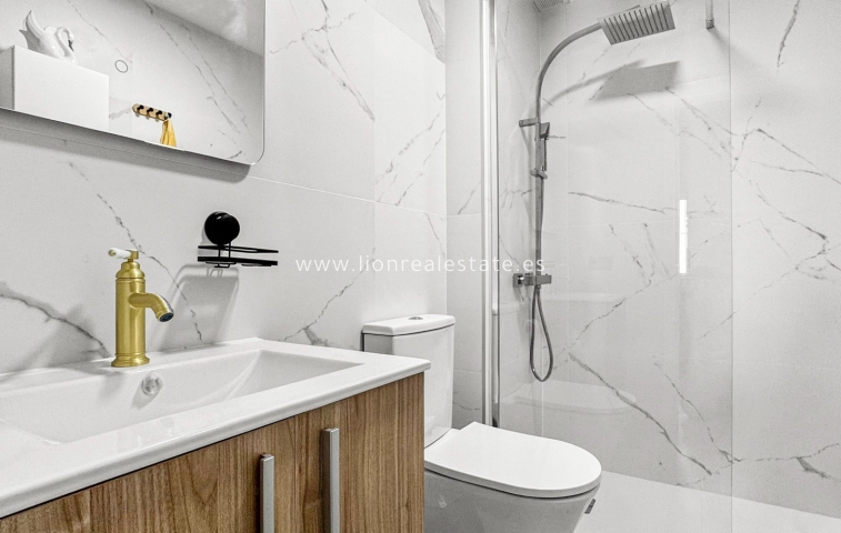 Reventa - Bungalow - Torrevieja - Los Balcones - Los Altos del Edén