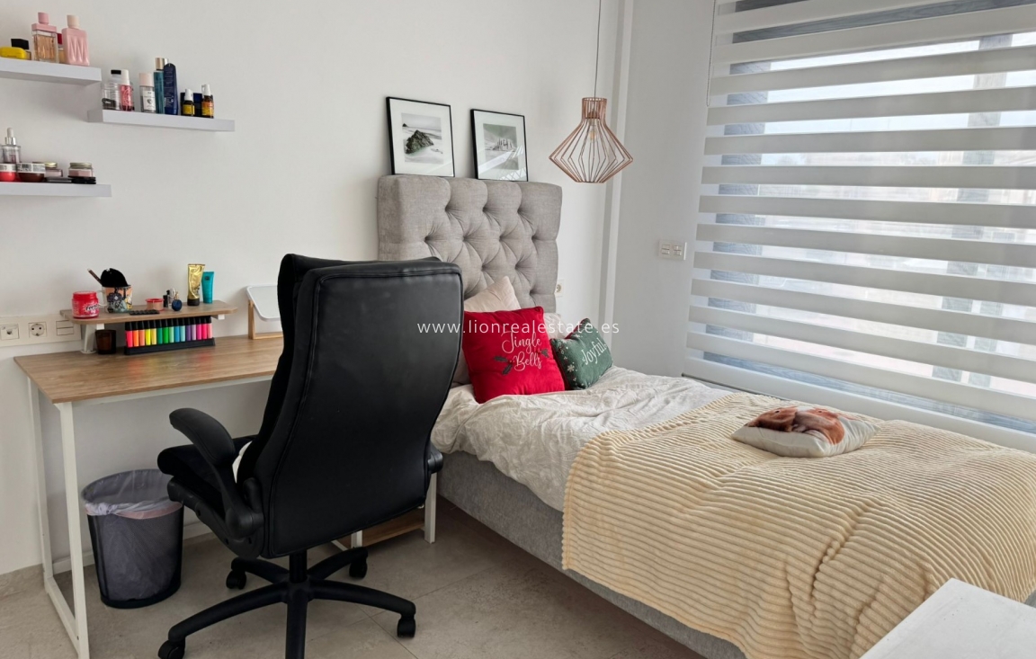 Reventa - Chalet - Orihuela Costa - Villamartín