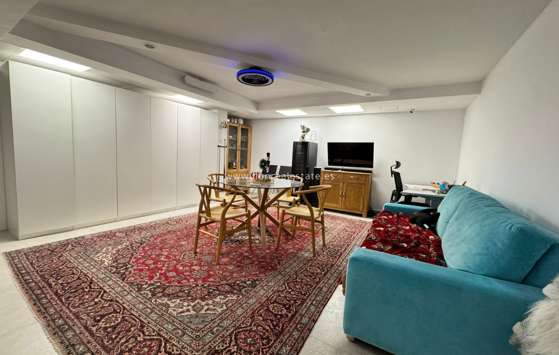 Reventa - Chalet - Orihuela Costa - Villamartín