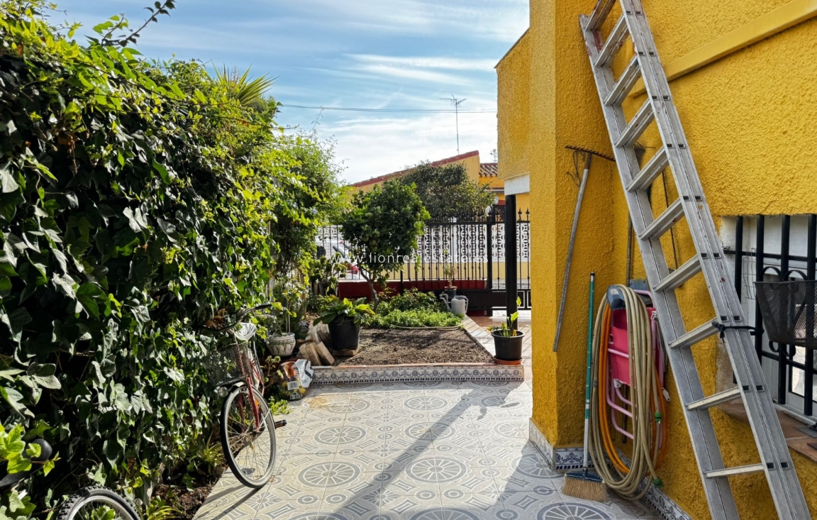 Reventa - Chalet - Punta Prima