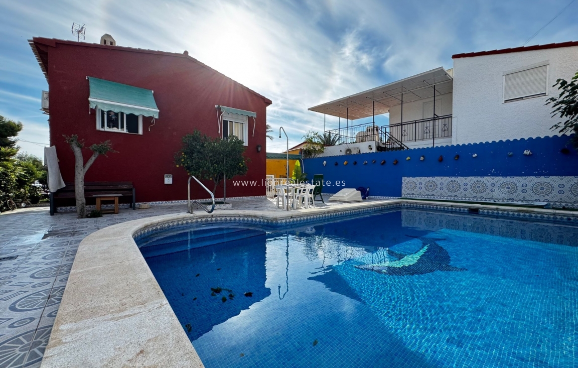 Reventa - Chalet - Punta Prima