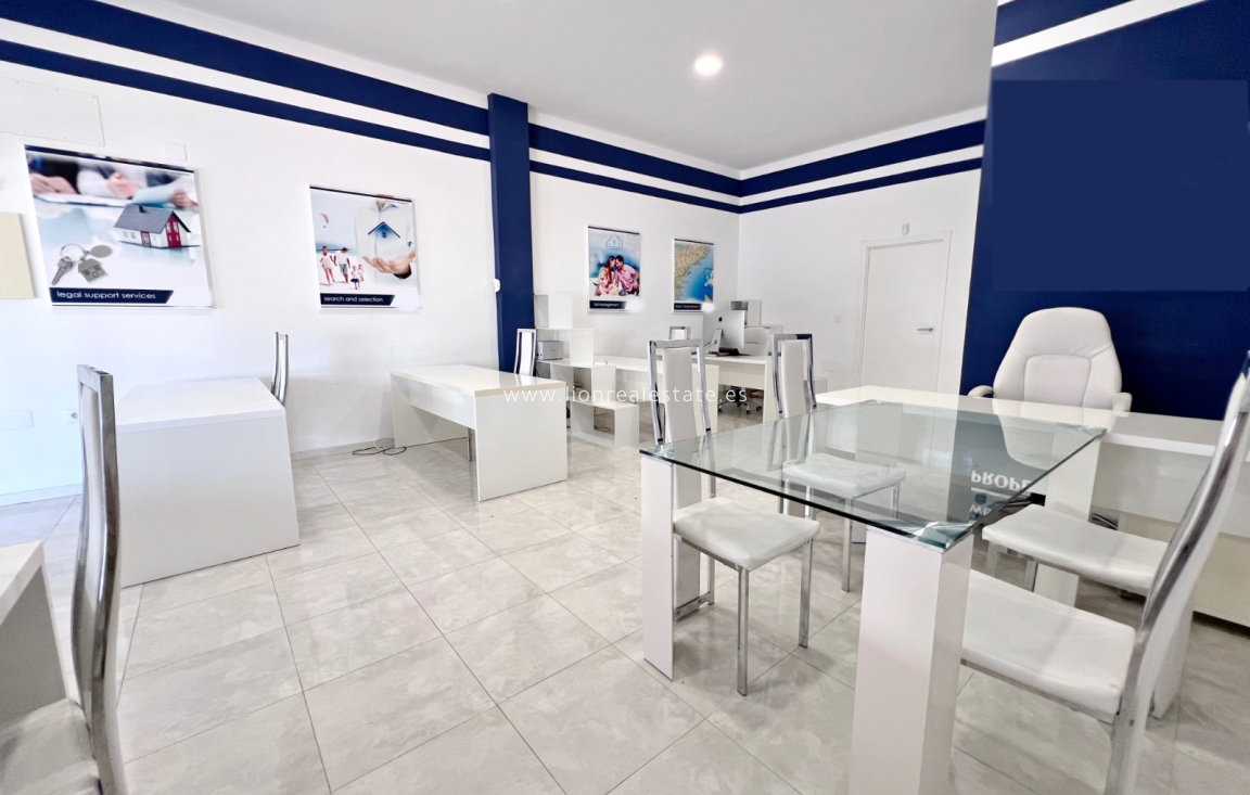 Reventa - Comercial - Orihuela Costa - Playa Flamenca