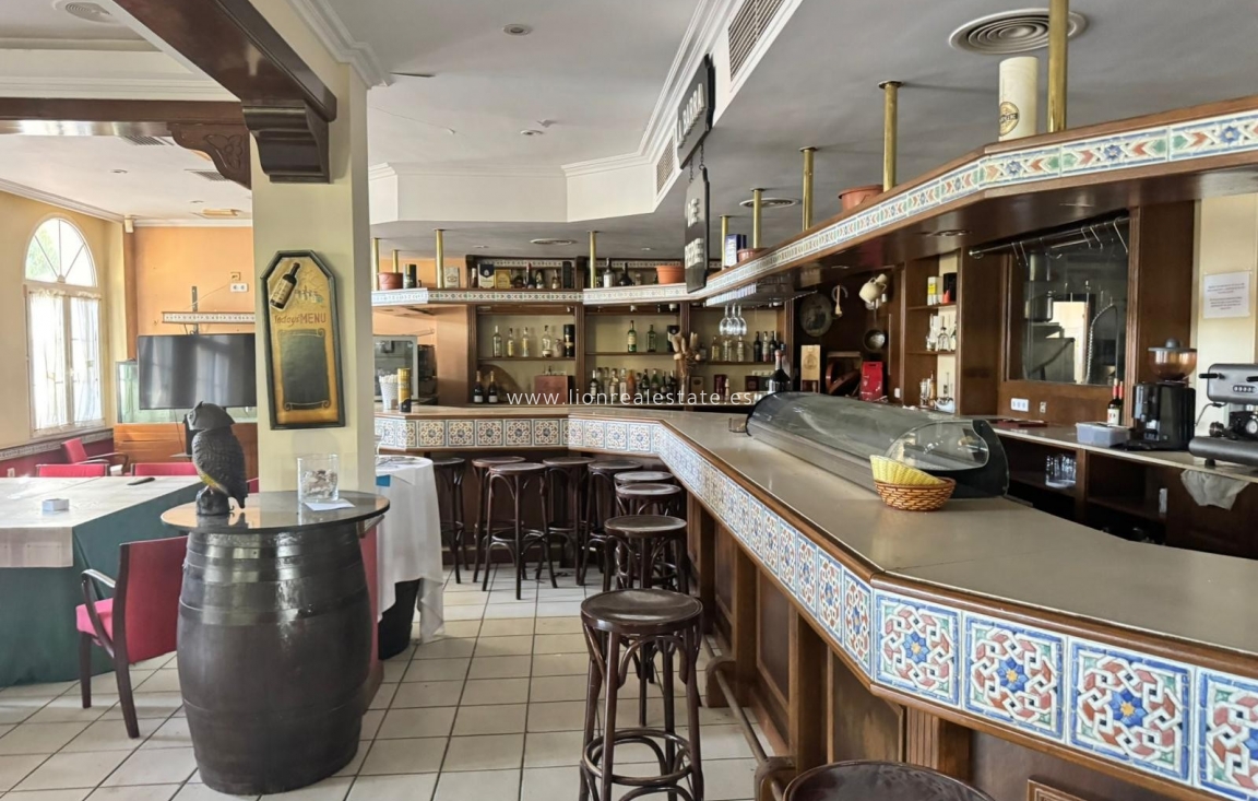 Reventa - Comercial - Orihuela Costa