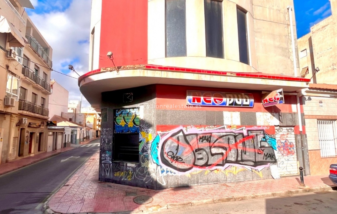 Reventa - Comercial - Torrevieja - Playa del Cura