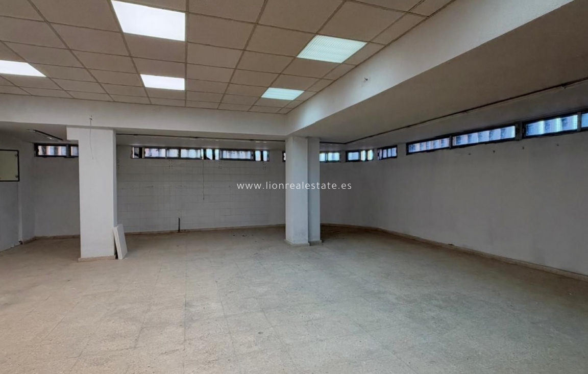 Reventa - Comercial - Torrevieja - Torrelamata - La Mata