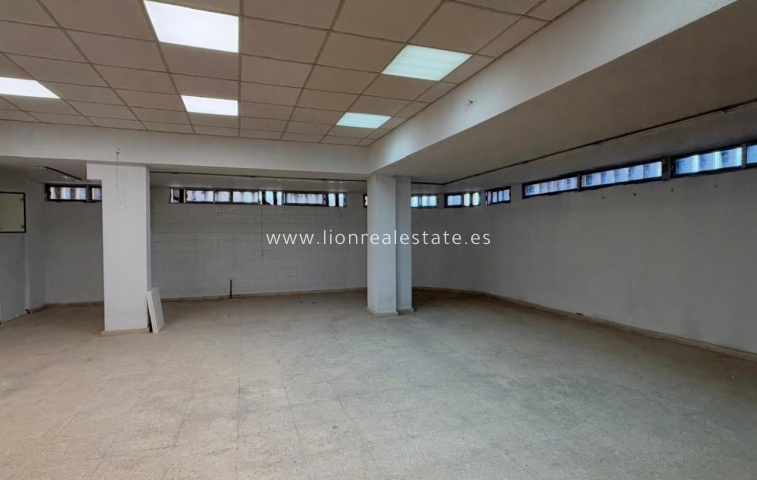Reventa - Comercial - Torrevieja - Torrelamata - La Mata
