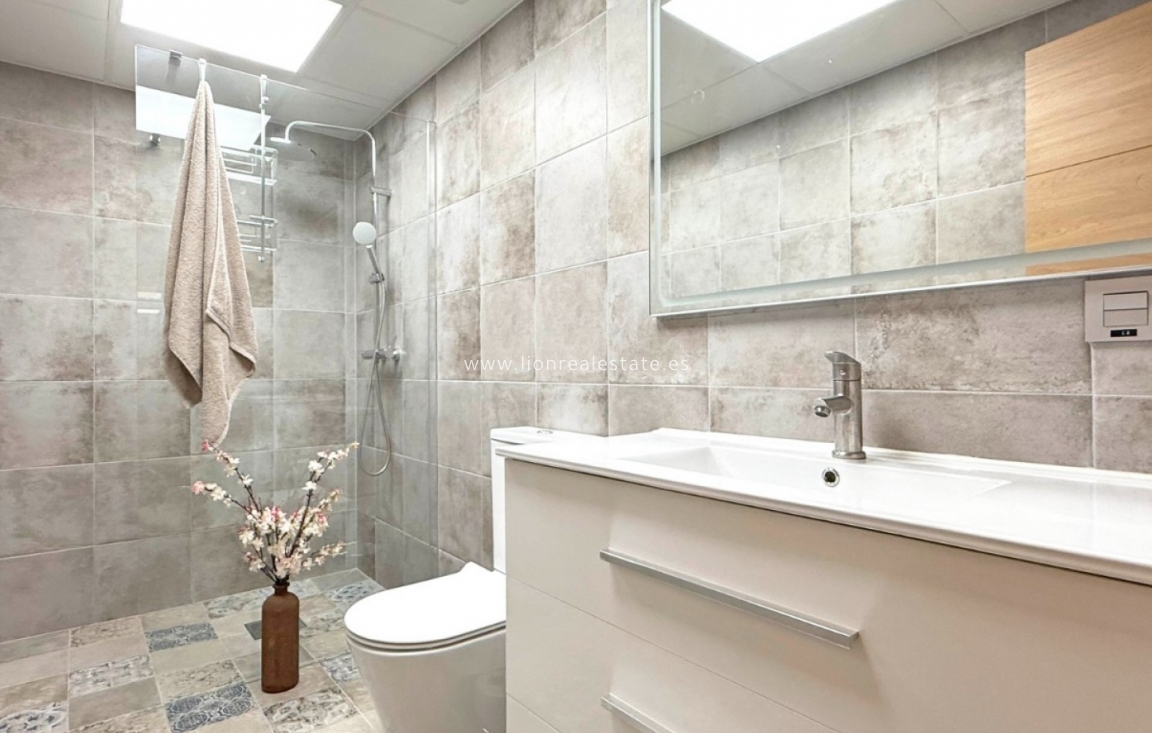 Reventa - Comercial - Torrevieja