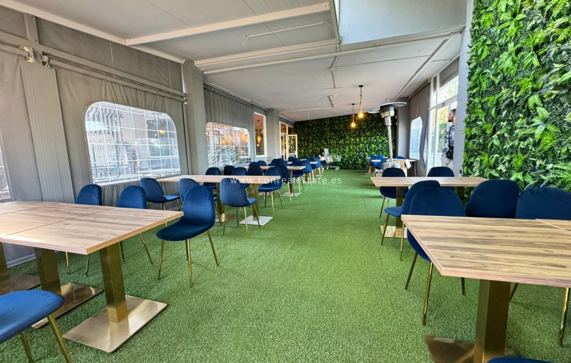 Reventa - Comercial - Villamartín - Los Dolses