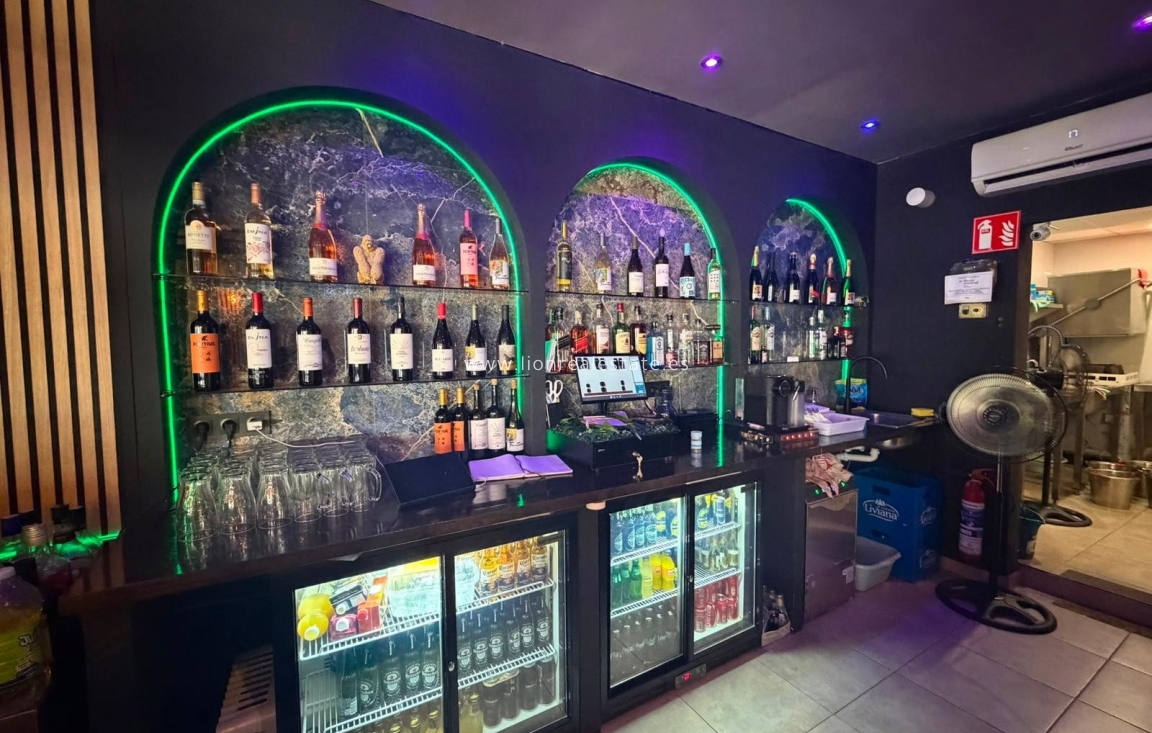 Reventa - Comercial - Villamartín - Los Dolses