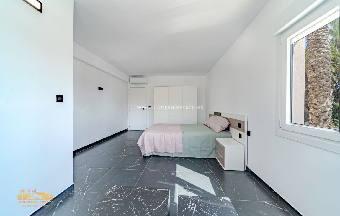 Reventa - Commercial Unit - Cabo Roig - Costa blanca