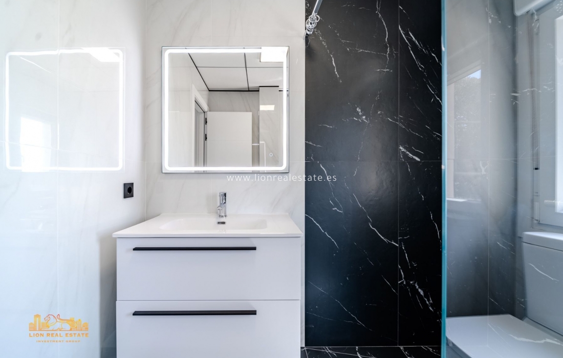 Reventa - Commercial Unit - Cabo Roig - Costa blanca