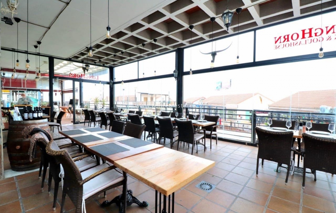 Reventa - Commercial Unit - Orihuela Costa - Playa Flamenca