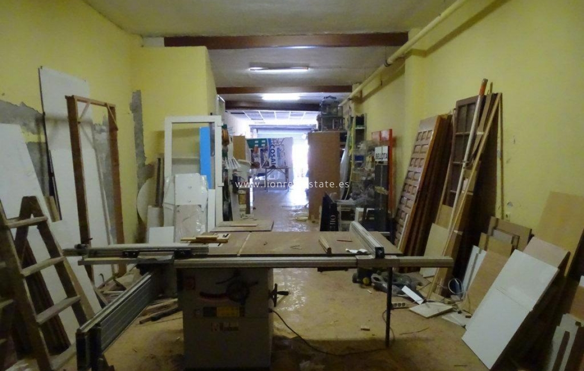 Reventa - Commercial Unit - Torrevieja - Acequion