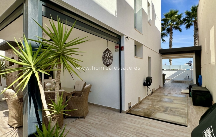 Reventa - Detached Villa - Orihuela Costa - Lomas de Cabo Roig