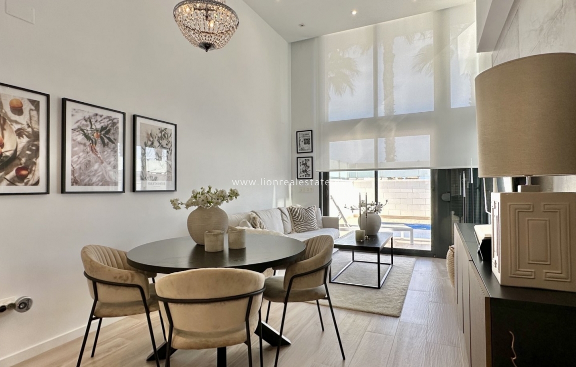 Reventa - Detached Villa - Orihuela Costa - Lomas de Cabo Roig