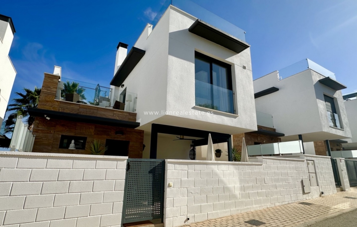 Reventa - Detached Villa - Orihuela Costa - Lomas de Cabo Roig