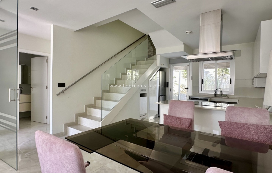 Reventa - Detached Villa - Orihuela Costa - Lomas de Cabo Roig