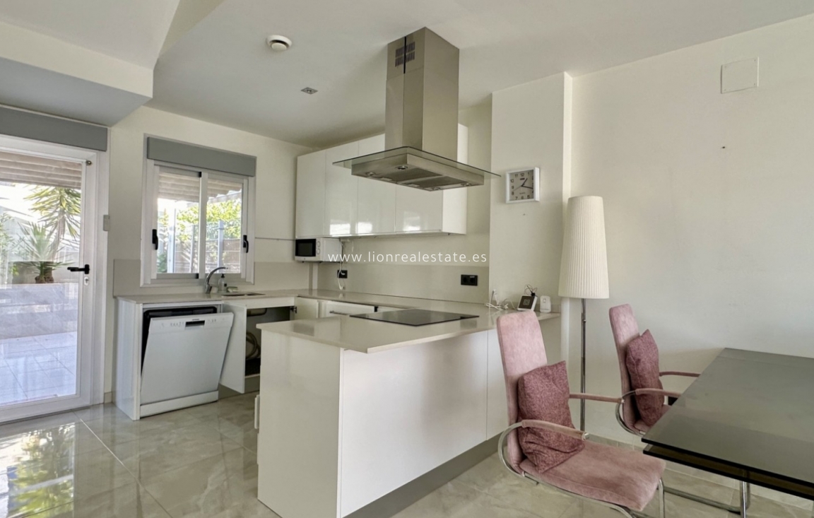 Reventa - Detached Villa - Orihuela Costa - Lomas de Cabo Roig