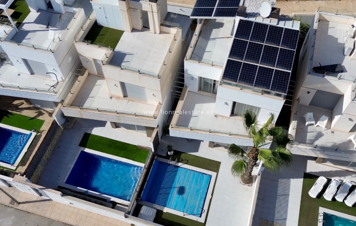 Reventa - Detached Villa - Orihuela Costa - Lomas de Cabo Roig