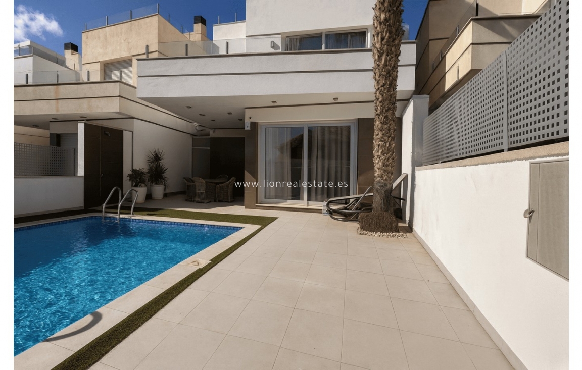 Reventa - Detached Villa - Orihuela Costa - Lomas de Cabo Roig