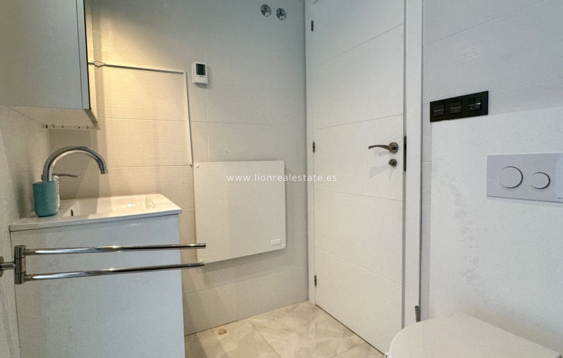 Reventa - Detached Villa - Orihuela Costa - Lomas de Cabo Roig