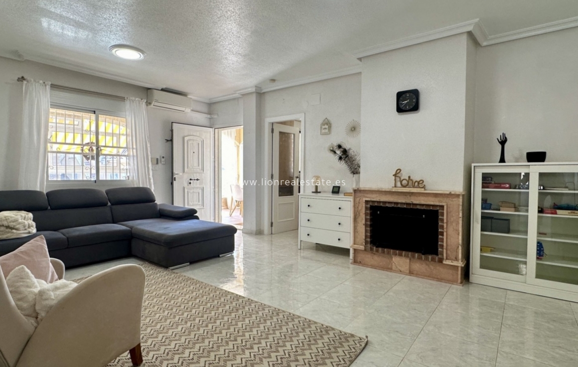 Reventa - Detached Villa - Orihuela Costa - Los Altos