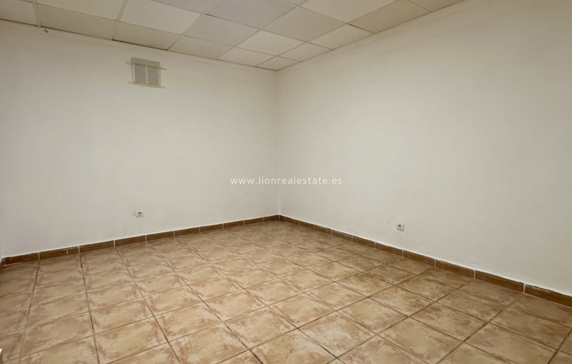 Reventa - Detached Villa - Orihuela Costa - Villamartín