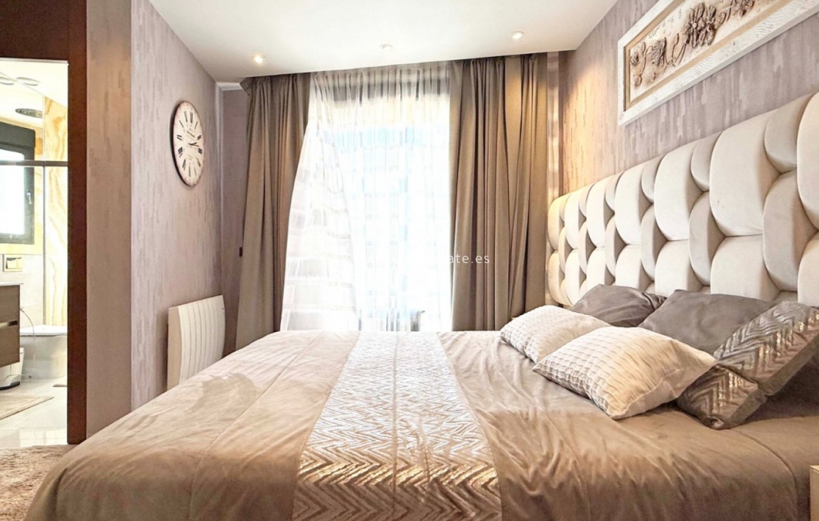 Reventa - Detached Villa - Orihuela Costa - Villamartín