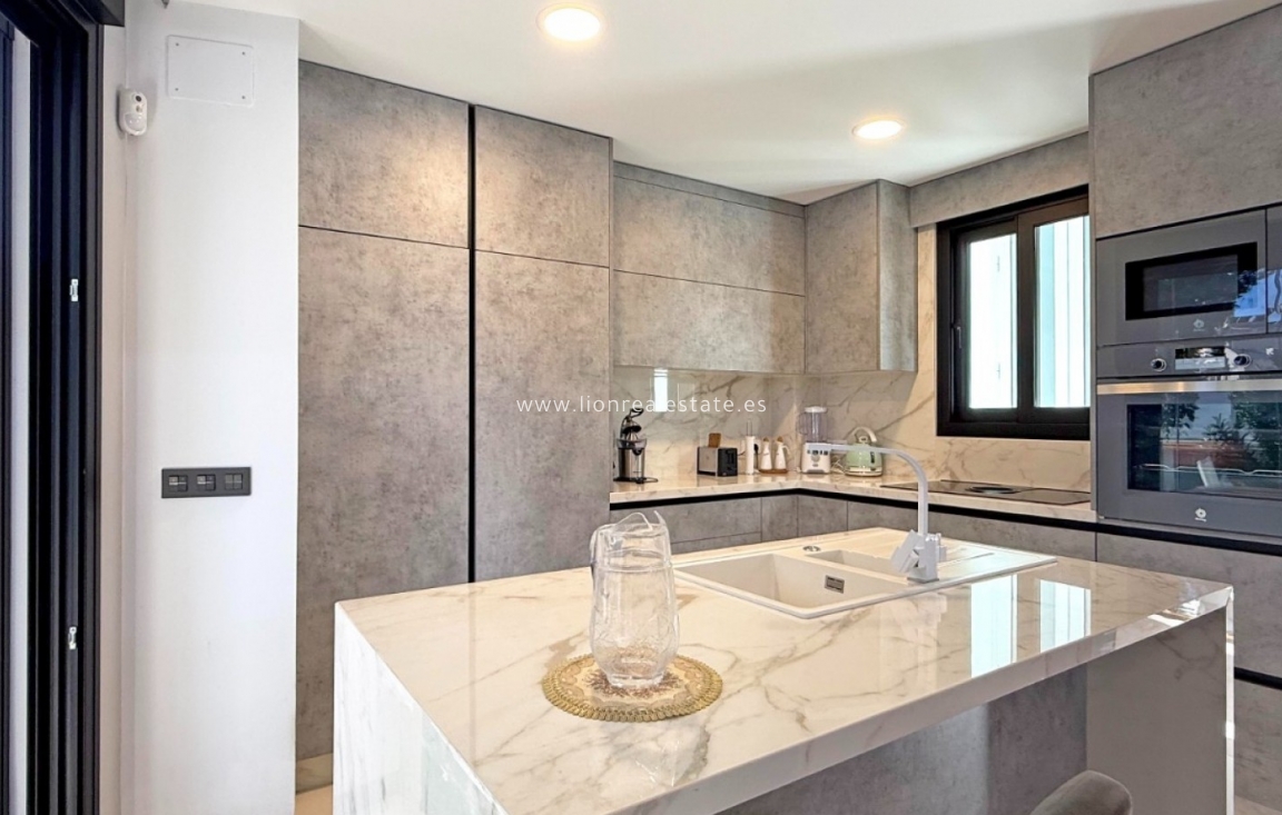 Reventa - Detached Villa - Orihuela Costa - Villamartín