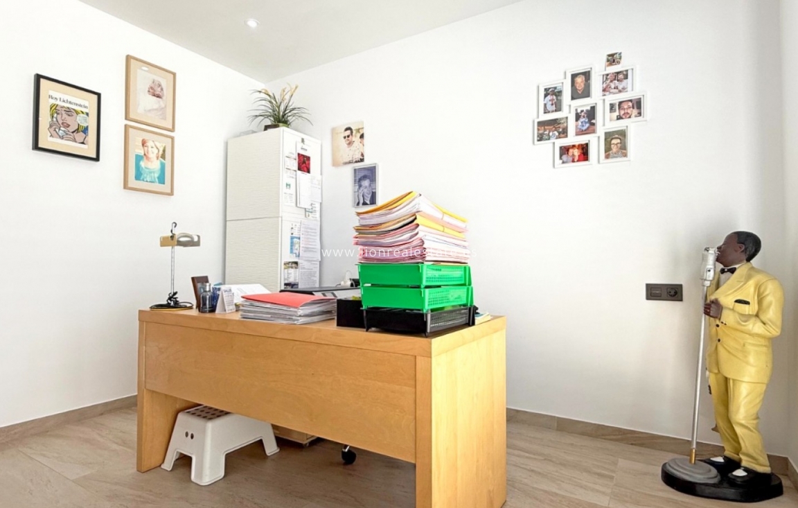 Reventa - Detached Villa - Orihuela Costa - Villamartín