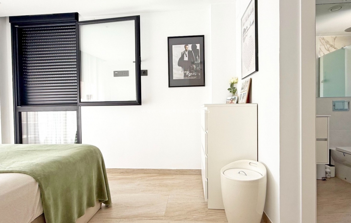 Reventa - Detached Villa - Orihuela Costa - Villamartín