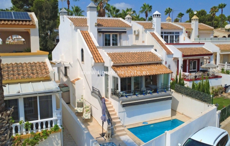 Reventa - Detached Villa - Orihuela Costa - Villamartín