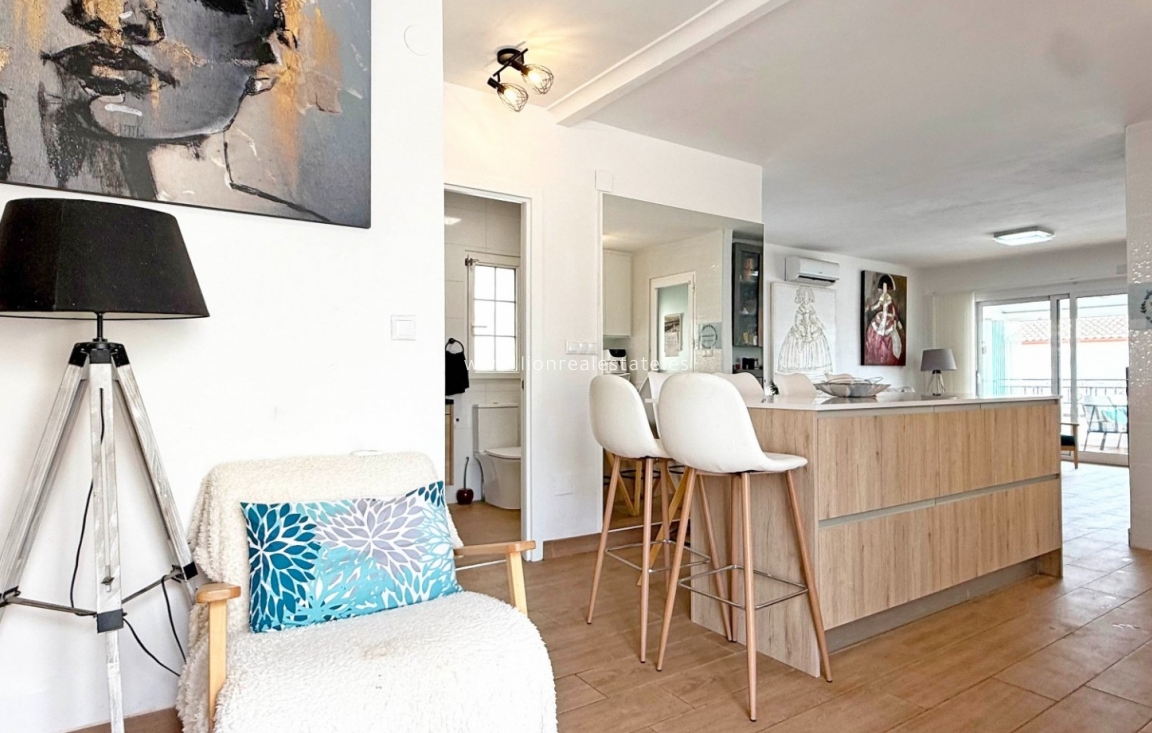 Reventa - Detached Villa - Orihuela Costa - Villamartín