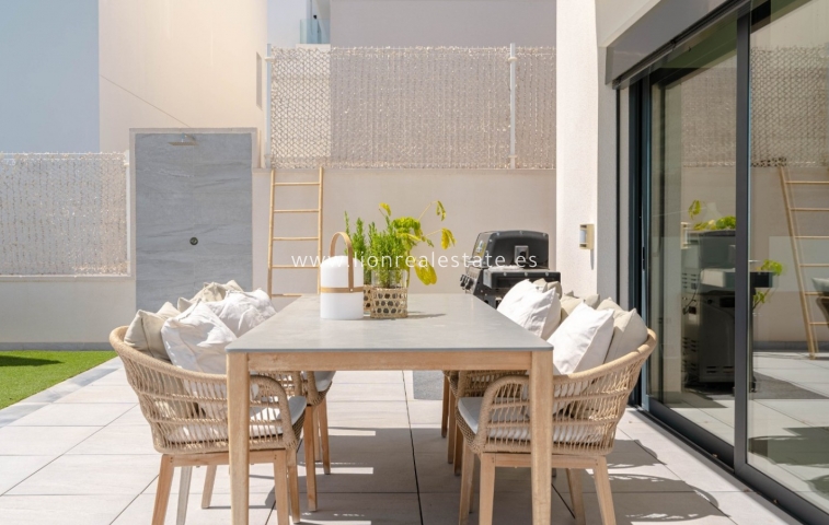 Reventa - Detached Villa - San Miguel de Salinas