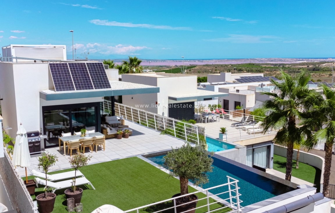 Reventa - Detached Villa - San Miguel de Salinas