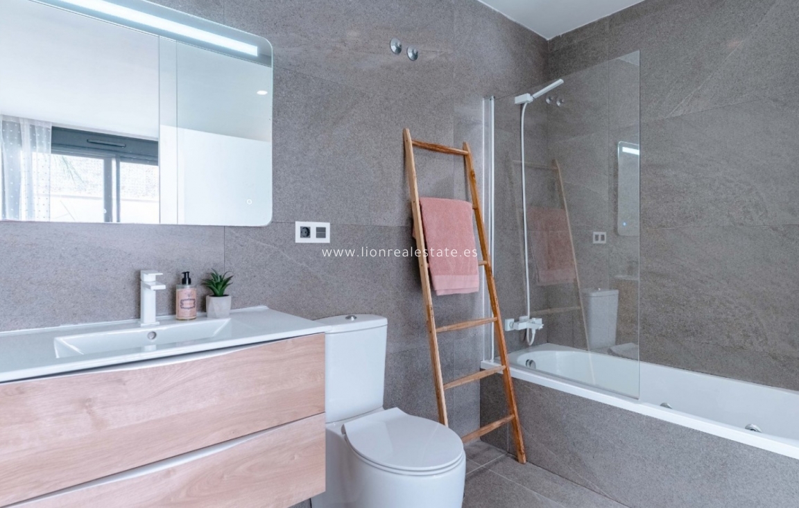 Reventa - Detached Villa - San Miguel de Salinas