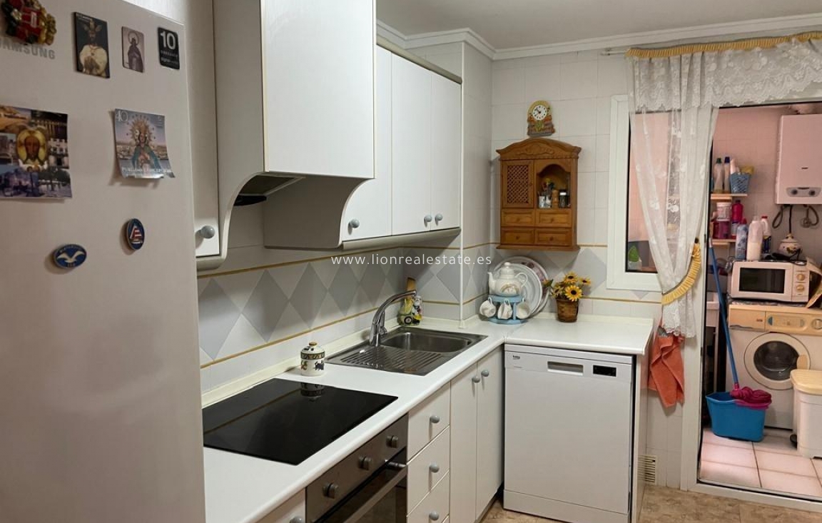 Reventa - Flat - Torrevieja - La Mata