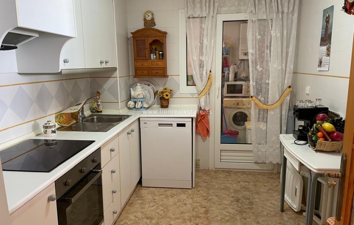 Reventa - Flat - Torrevieja - La Mata