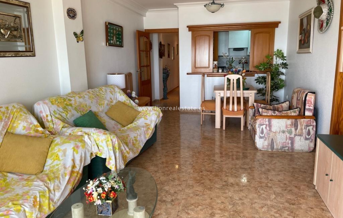 Reventa - Flat - Torrevieja - La Mata